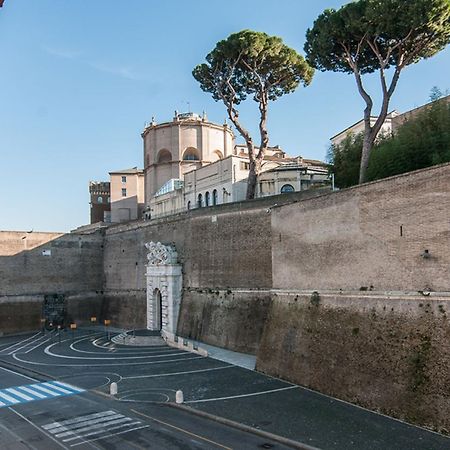 My Bed Vatican Museum Rome Bagian luar foto