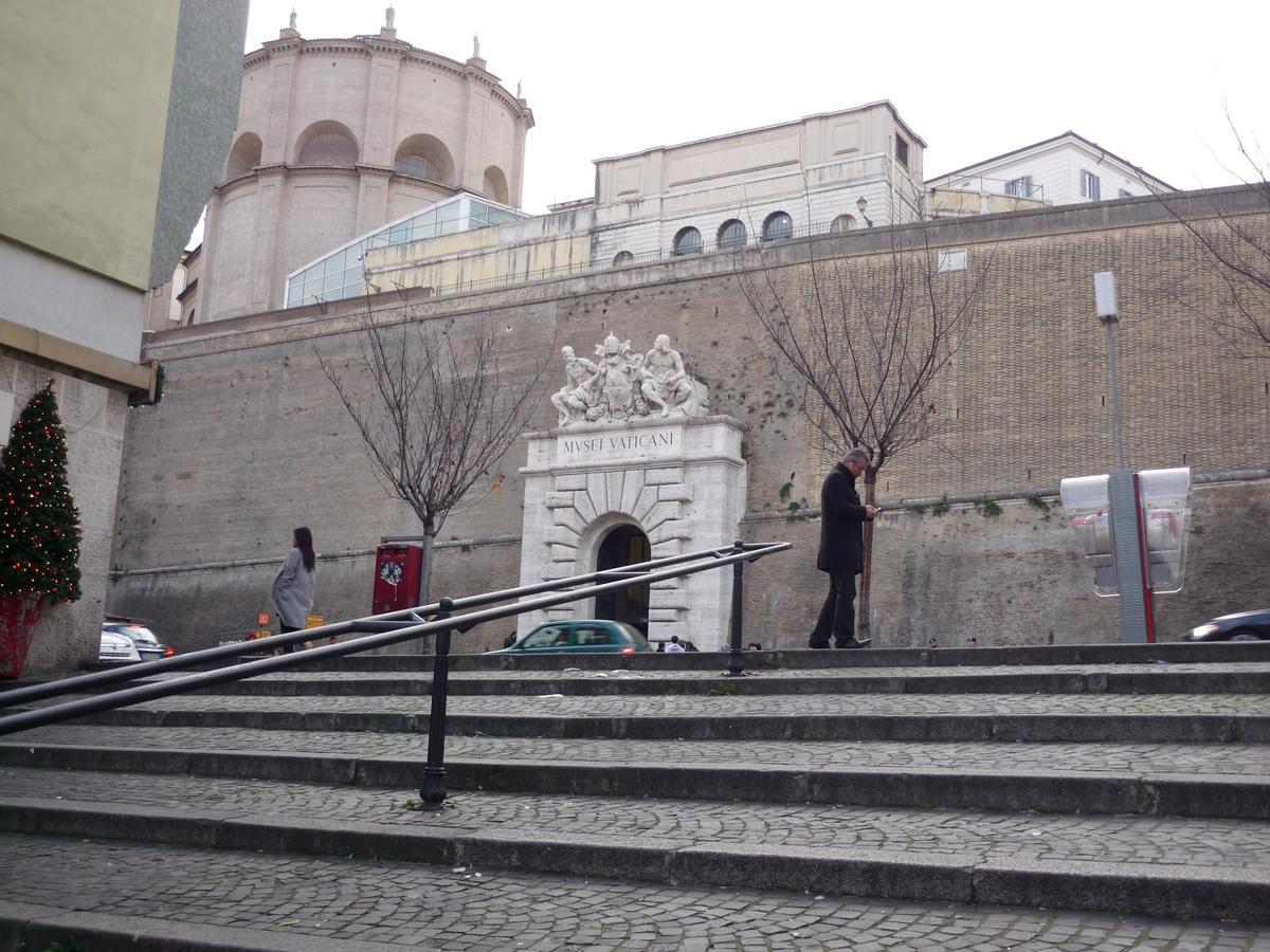 My Bed Vatican Museum Rome Bagian luar foto