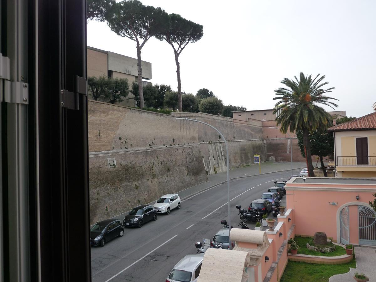 My Bed Vatican Museum Rome Bagian luar foto