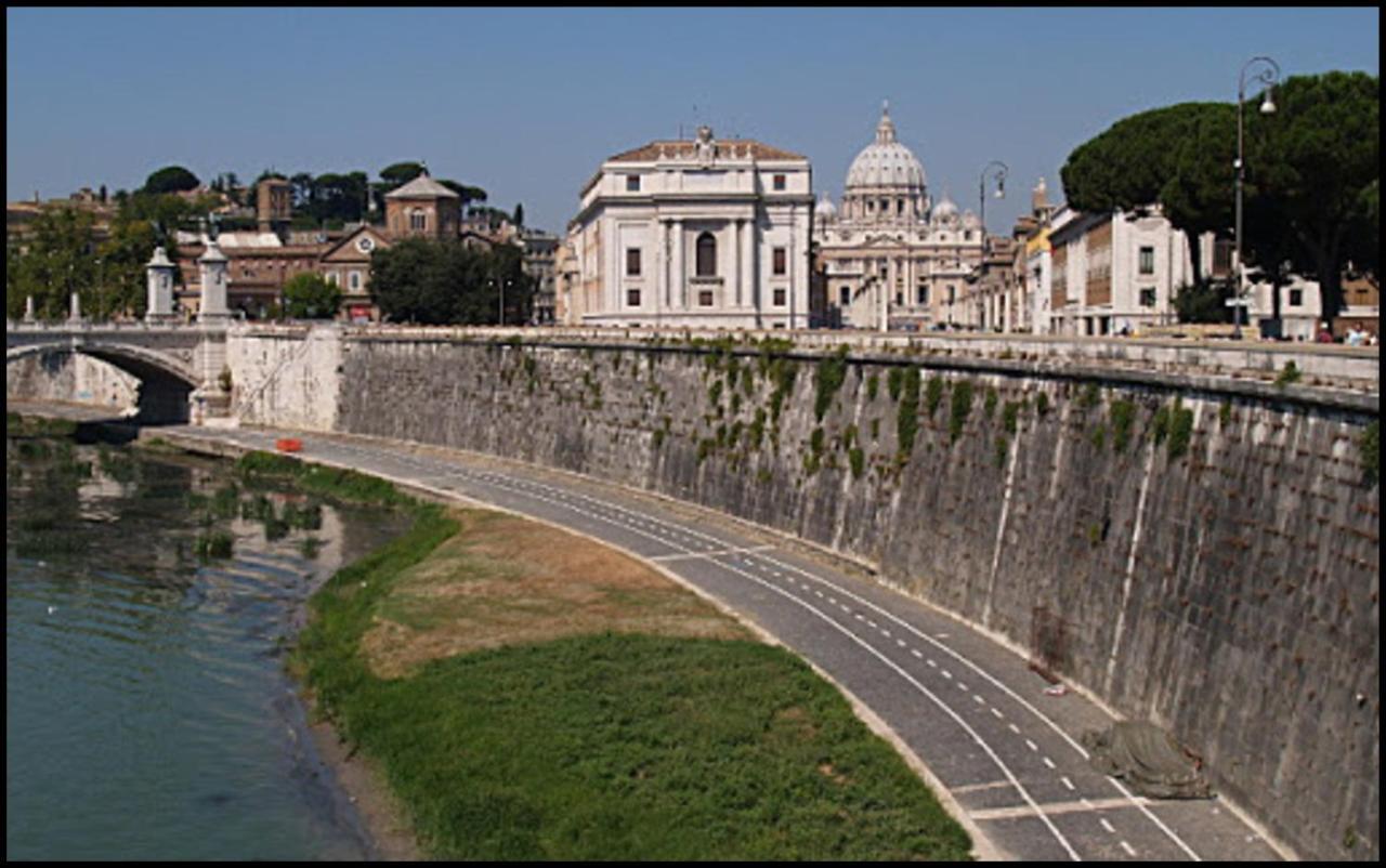 My Bed Vatican Museum Rome Bagian luar foto